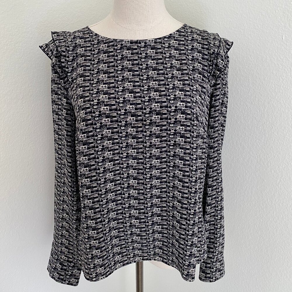 Akris Punto Mulberry Silk Long Sleeve Boom Box Stereo Blouse - 10